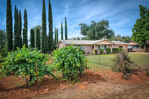 4528 Boca St, Shasta Lake, CA 96019