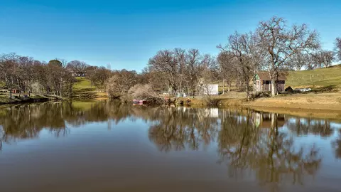 15290 Frontier Dr, Red Bluff, CA 96080 photo 2
