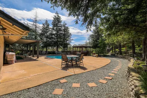 2653 Dawnridge Dr, Redding, CA 96001 photo 22