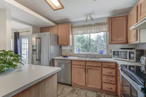 1205 Golden Gate Trl, Redding, CA 96003 photo 17