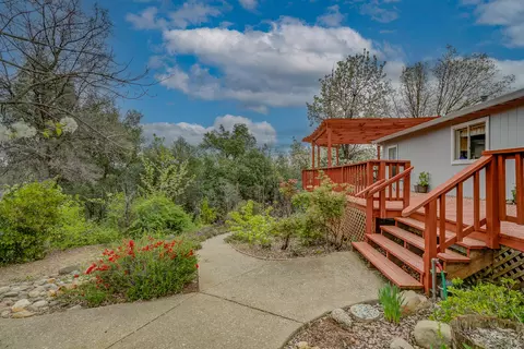 1205 Golden Gate Trl, Redding, CA 96003 photo 30
