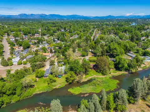 View/Area - 3091 Island Dr, Redding, CA 96001 photo 4 of 4