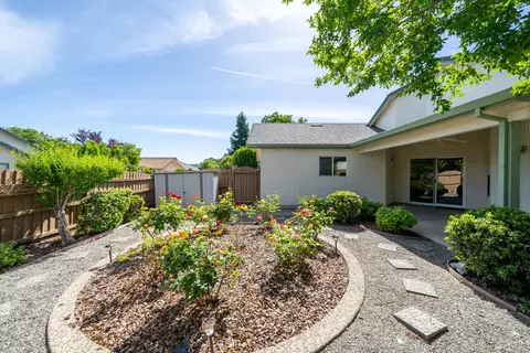 1764 Capistrano Walk, Redding, CA 96003 photo 30