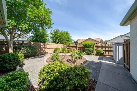 1764 Capistrano Walk, Redding, CA 96003 photo 28