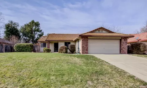 3640 Somerset Ave, Redding, CA 96002 photo 2