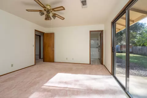 853 Oakmont Dr, Redding, CA 96003 photo 22