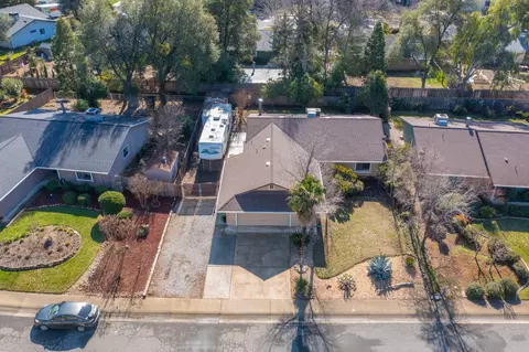 853 Oakmont Dr, Redding, CA 96003 photo 32