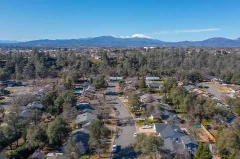 853 Oakmont Dr, Redding, CA 96003 photo 37