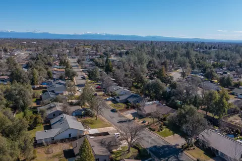 853 Oakmont Dr, Redding, CA 96003 photo 34