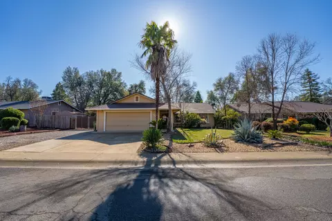 853 Oakmont Dr, Redding, CA 96003 photo 30