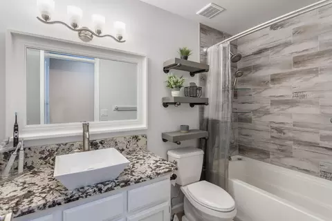 2745 Cobblestone Loop, Anderson, CA 96007 photo 12