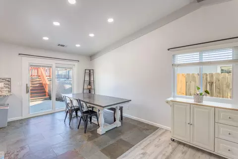 2745 Cobblestone Loop, Anderson, CA 96007 photo 5