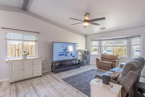 2745 Cobblestone Loop, Anderson, CA 96007 photo 1