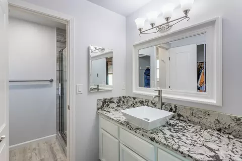 2745 Cobblestone Loop, Anderson, CA 96007 photo 8