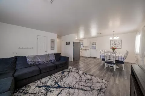 2367 Venus Way, Redding, CA 96002 photo 7