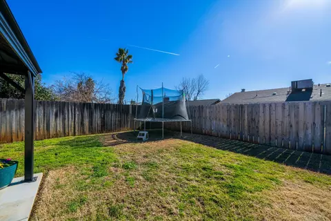 2367 Venus Way, Redding, CA 96002 photo 25
