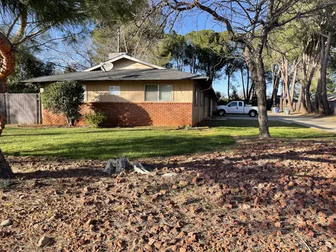 2296 Wilson Ave, Redding, CA 96002 photo 3