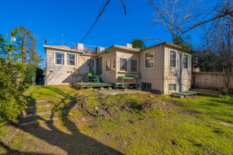 1534 Jay St, Redding, CA 96001 photo 27