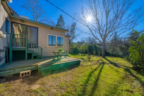 1534 Jay St, Redding, CA 96001 photo 28