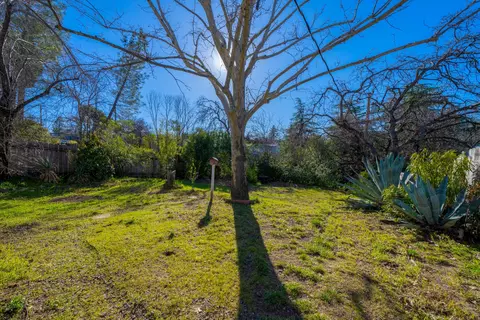 1534 Jay St, Redding, CA 96001 photo 29