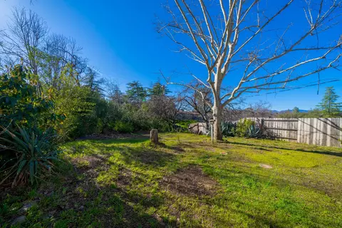 1534 Jay St, Redding, CA 96001 photo 30