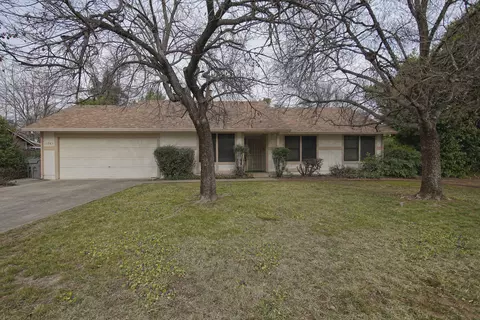 6785 Creekside, Redding, CA 96001 photo 1