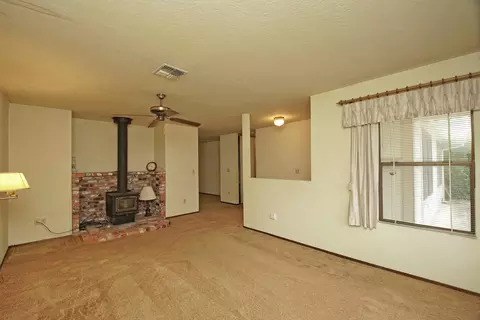 6785 Creekside, Redding, CA 96001 photo 5