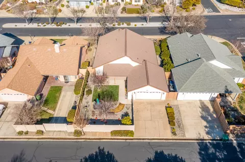 2053 Vineyard Trl, Redding, CA 96003 photo 33