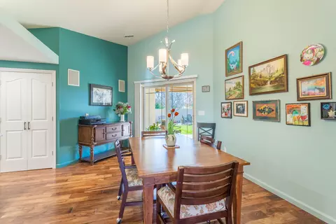 2053 Vineyard Trl, Redding, CA 96003 photo 9