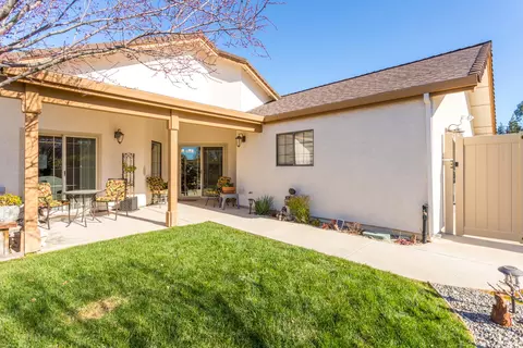 2053 Vineyard Trl, Redding, CA 96003 photo 28