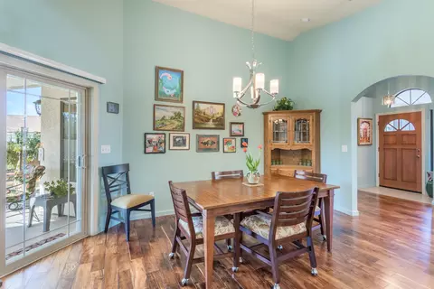 2053 Vineyard Trl, Redding, CA 96003 photo 14