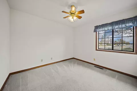 5899 Mountain View Dr, Redding, CA 96003 photo 12