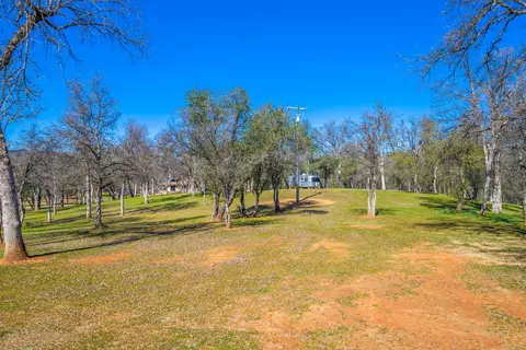 16334 Trail Dr, Redding, CA 96001 photo 7