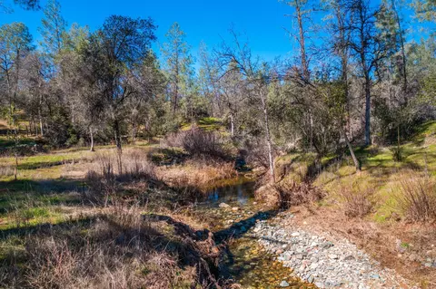 16334 Trail Dr, Redding, CA 96001 photo 16