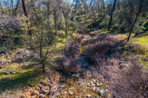 16334 Trail Dr, Redding, CA 96001 photo 14