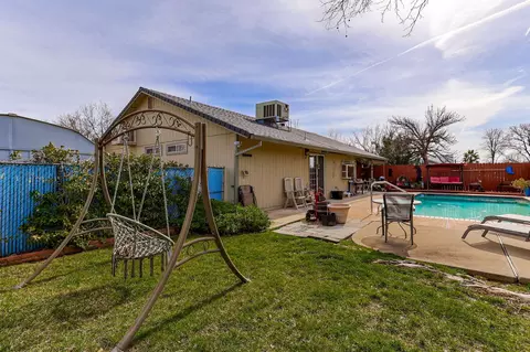 1474 Kingston Ct, Redding, CA 96003 photo 38