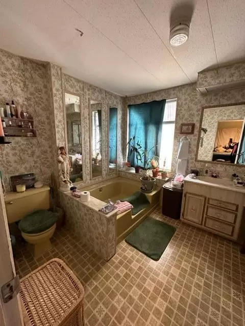 1086 Fox Den Dr, Redding, CA 96003 photo 9