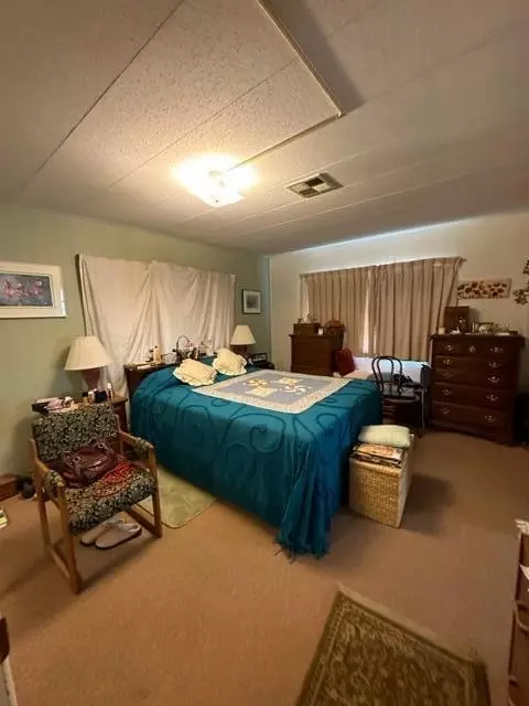 1086 Fox Den Dr, Redding, CA 96003 photo 8