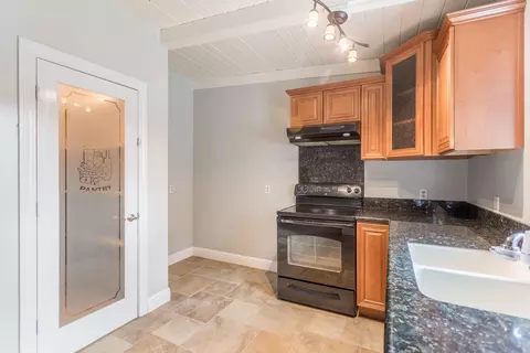 1153 Walnut Ave, Redding, CA 96001 photo 8