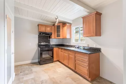 1153 Walnut Ave, Redding, CA 96001 photo 9