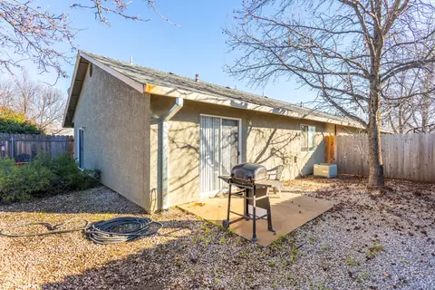 832 Cally Ct, Redding, CA 96003 photo 38