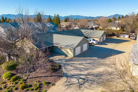 832 Cally Ct, Redding, CA 96003 photo 41