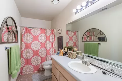 832 Cally Ct, Redding, CA 96003 photo 9
