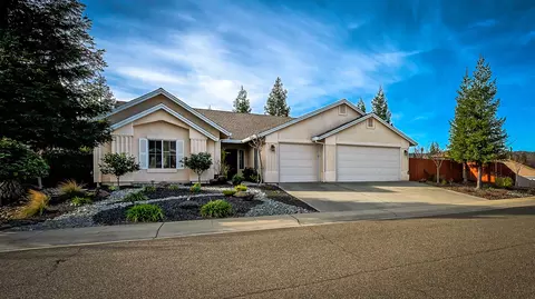 1157 Lakeside Dr, Redding, CA 96001 photo 1