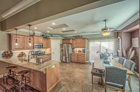 1157 Lakeside Dr, Redding, CA 96001 photo 12