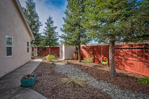 1157 Lakeside Dr, Redding, CA 96001 photo 38