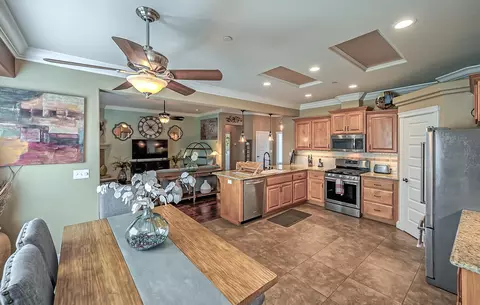 1157 Lakeside Dr, Redding, CA 96001 photo 11