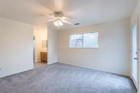 1573 Wingsetter Way, Redding, CA 96003 photo 8