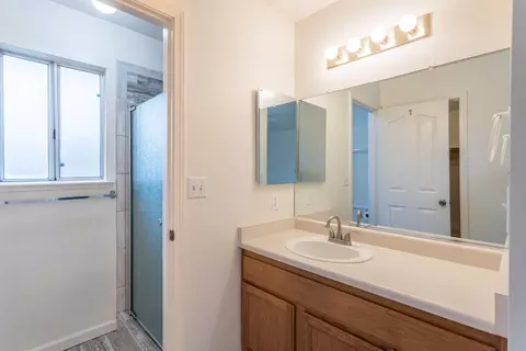 1573 Wingsetter Way, Redding, CA 96003 photo 9