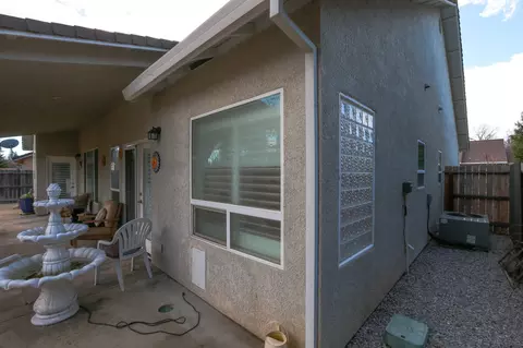 611 Yolla Bolly Trl, Redding, CA 96003 photo 29